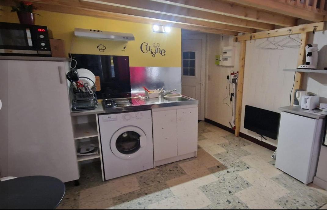Beau Studio En Centre Ville ناربون المظهر الخارجي الصورة